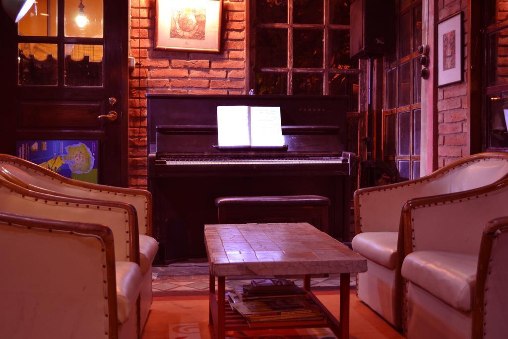 Brickhouse Ayutthaya Guesthouse Est 1986 Ngoại thất bức ảnh