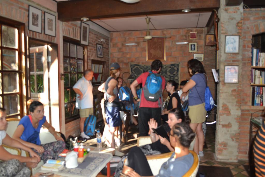 Brickhouse Ayutthaya Guesthouse Est 1986 Ngoại thất bức ảnh