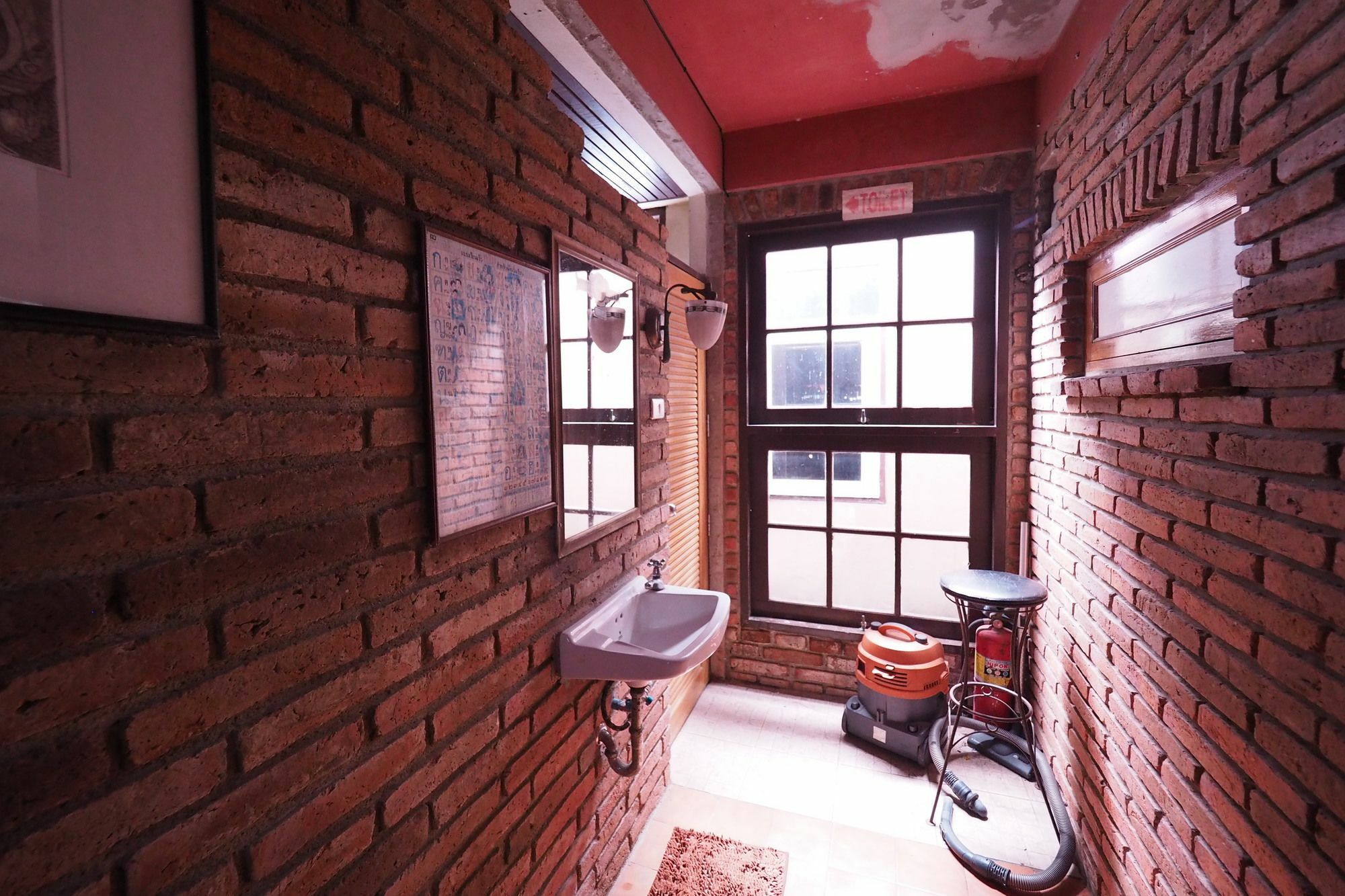 Brickhouse Ayutthaya Guesthouse Est 1986 Ngoại thất bức ảnh