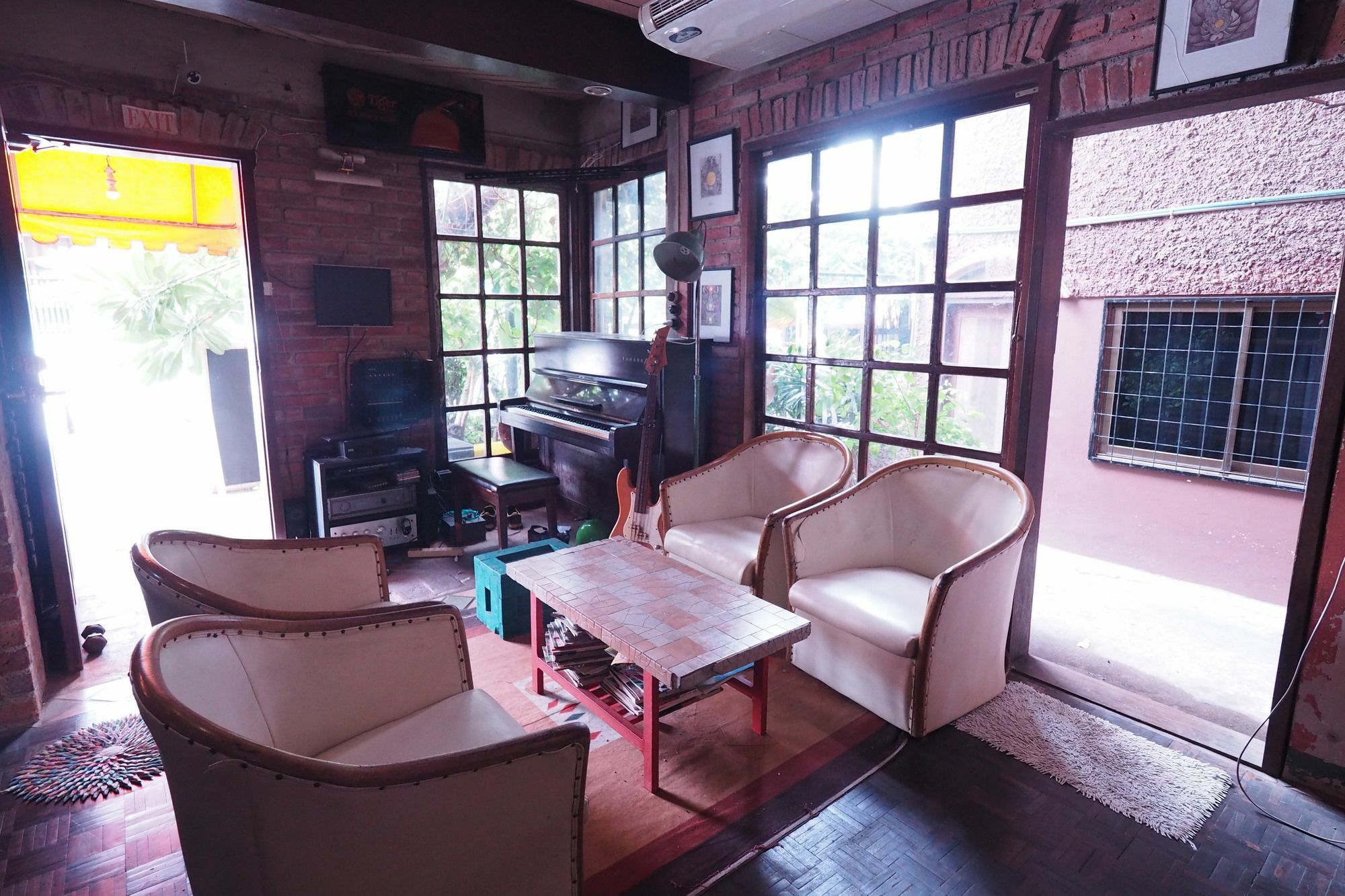Brickhouse Ayutthaya Guesthouse Est 1986 Ngoại thất bức ảnh
